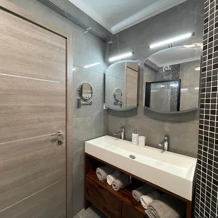 아파트 Charming Ac 2-bedroom Center Family, Couples Friendly 앙티브